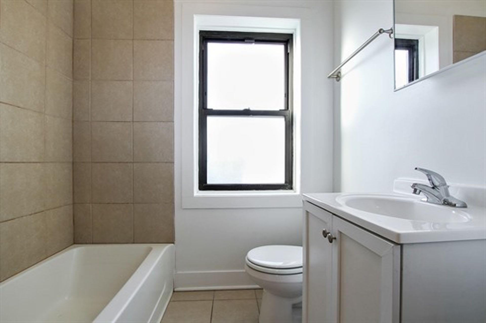 7057 Princeton Englewood Apartments – photo 2