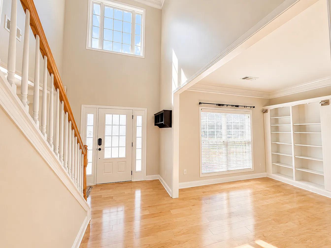 10 Lynell Place – photo 3