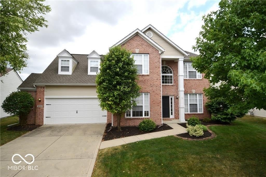 6255 Canterbury Drive – photo 1