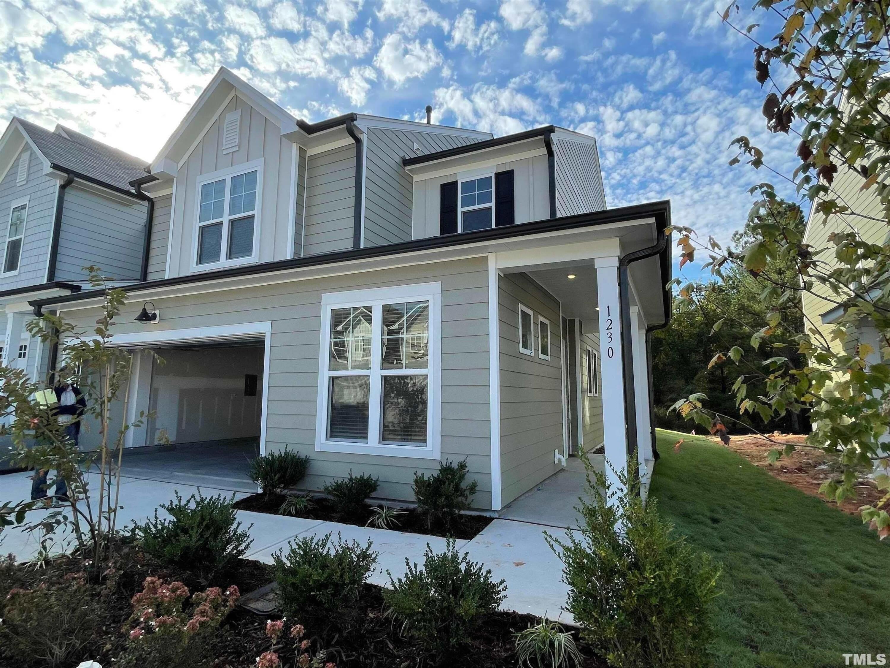 1230 Gemfor Street – photo 2