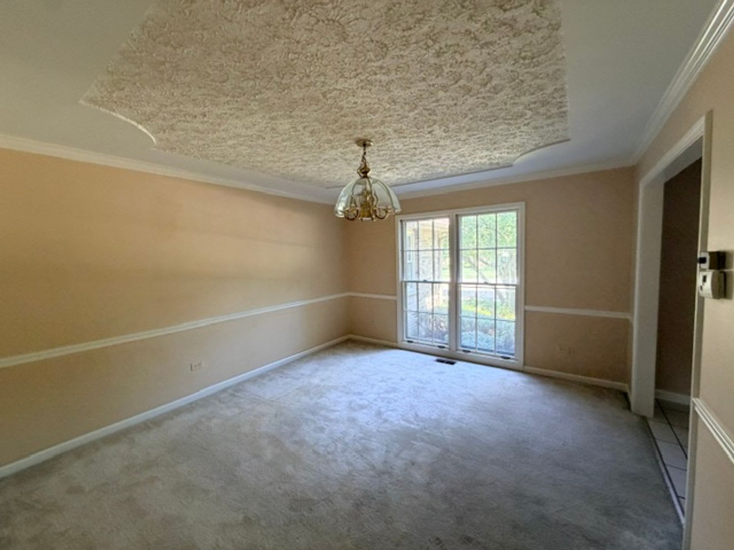 Elegant & Spacious Single Family Home. – photo 3