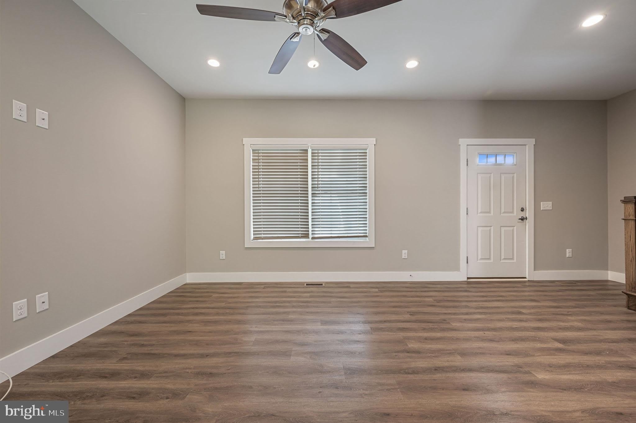 122 N WEST Street – photo 5