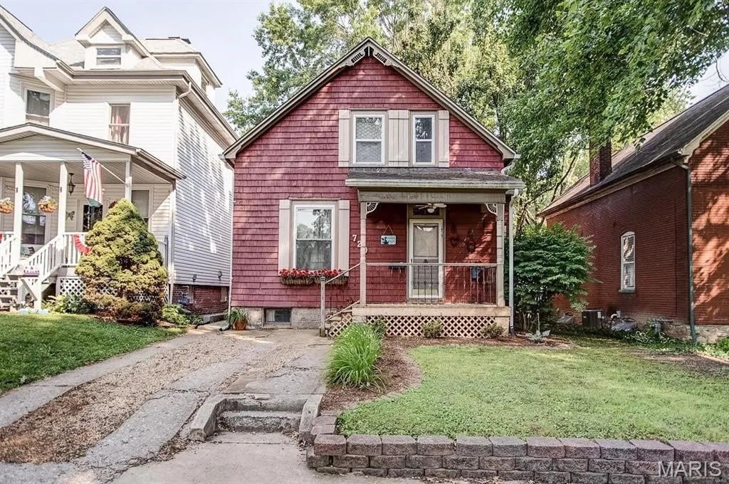 720 E D Street – photo 1