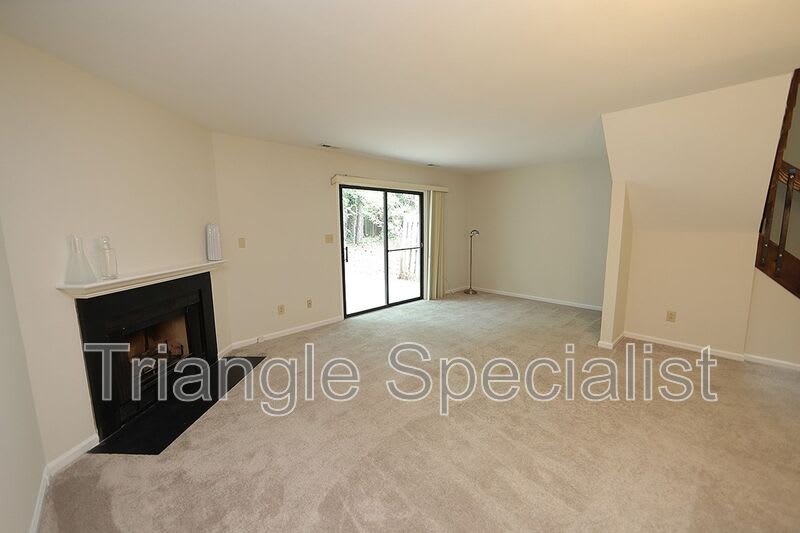 112 Mossbark Lane – photo 2