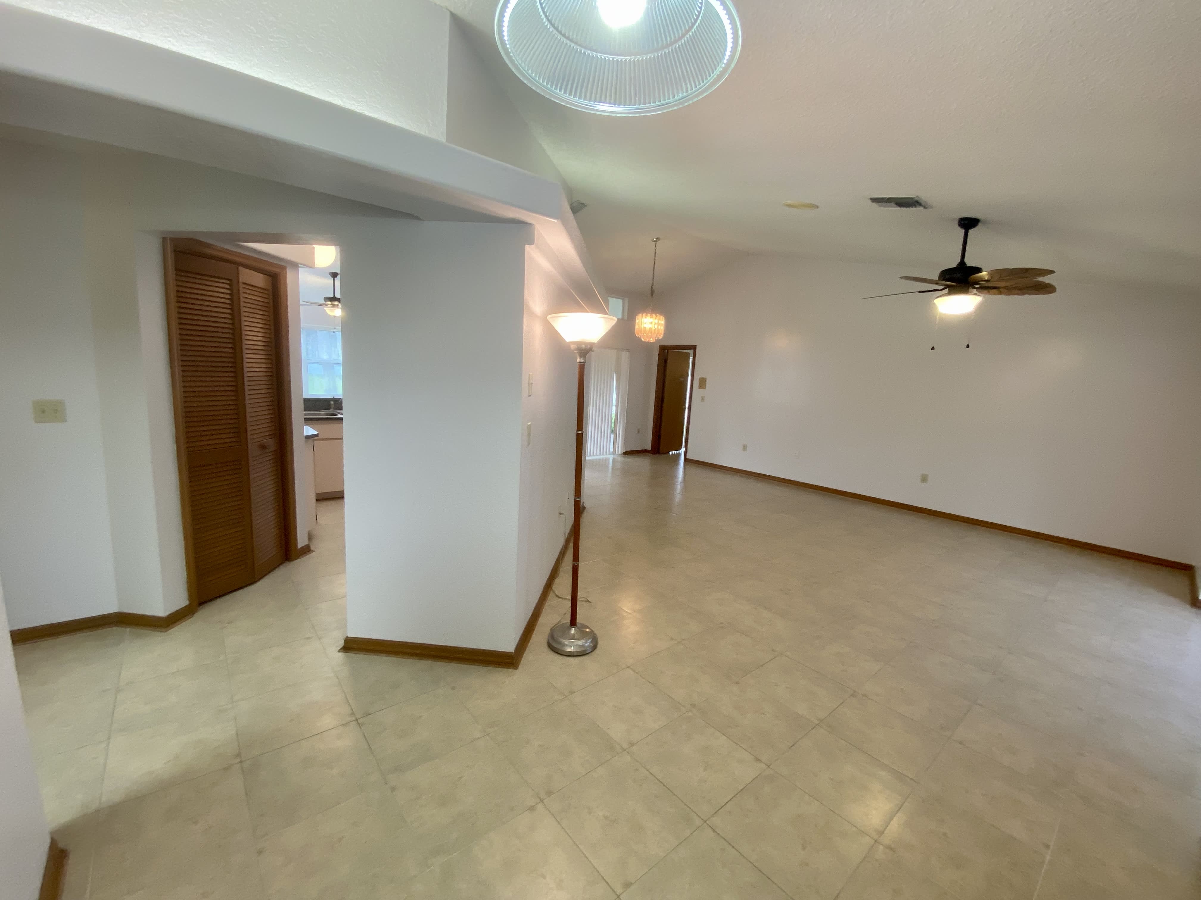 8201 Rhanbuoy Rd – photo 5