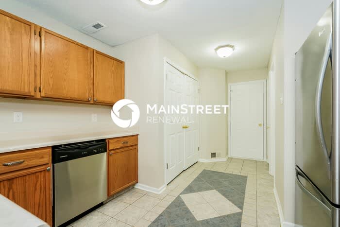 1146 Freemont Lane – photo 5