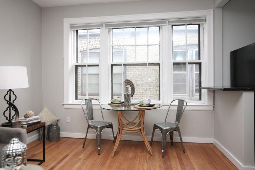 438 W Surf Street – photo 2