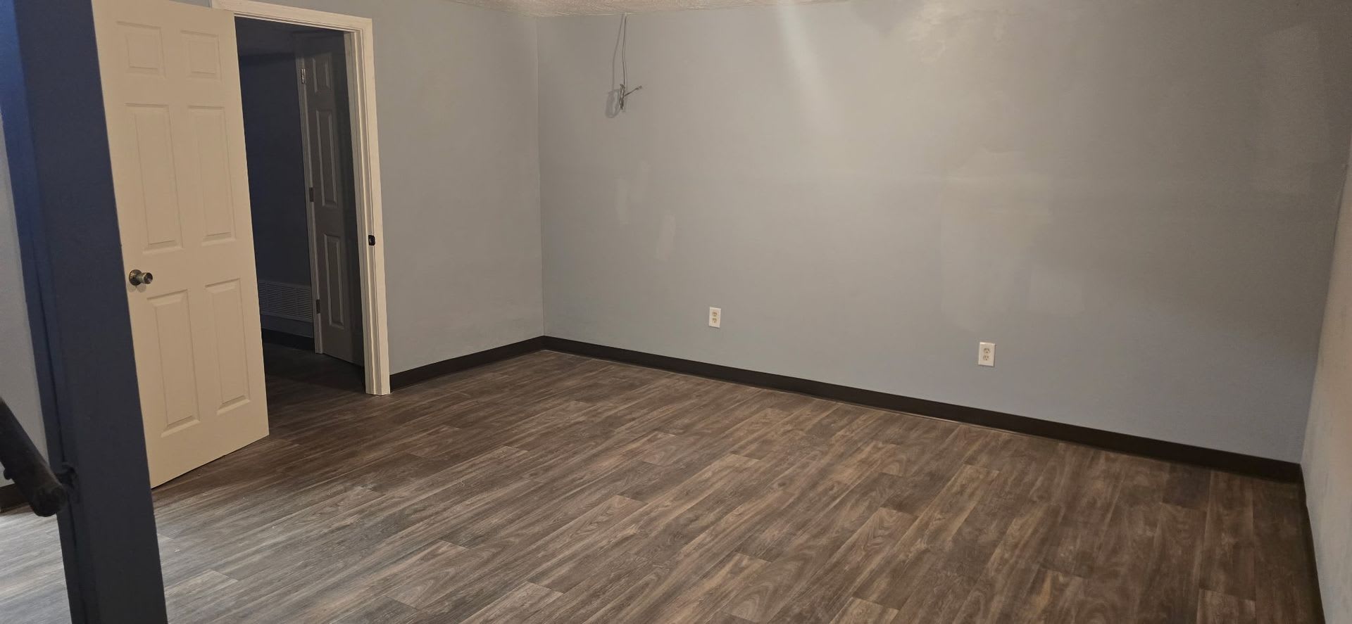 JUNE MOVE-IN-SPECIAL 1st Month Rent $1000 3bed/ 1.5 ba Duplex – photo 5
