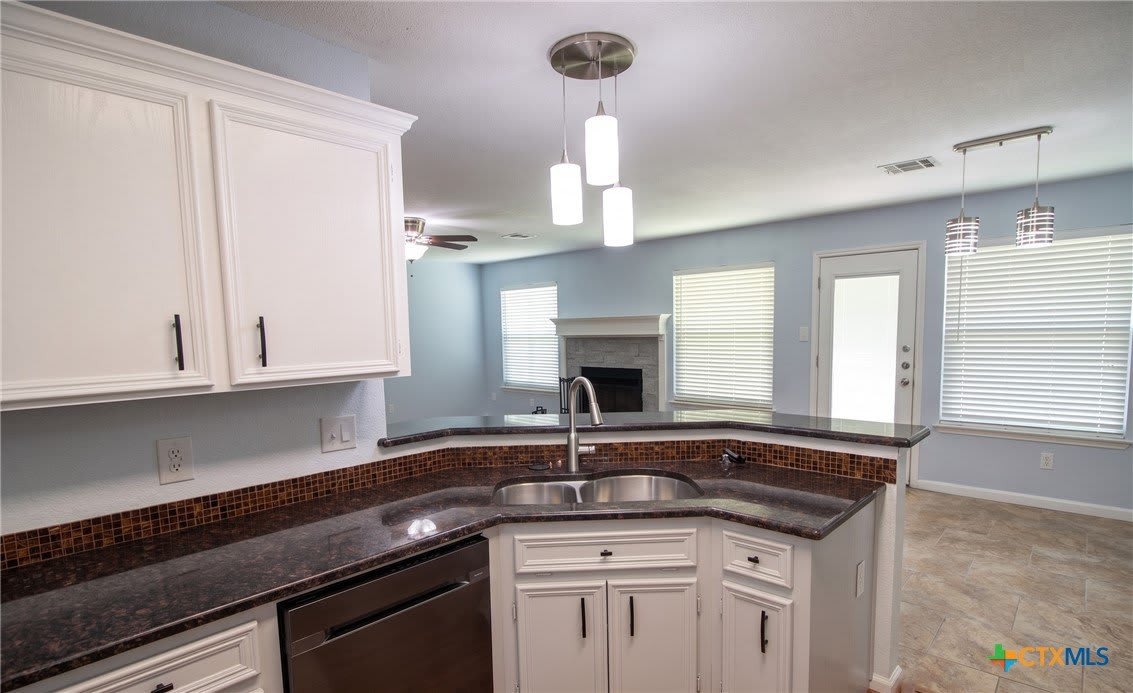 402 Preakness Circle – photo 4