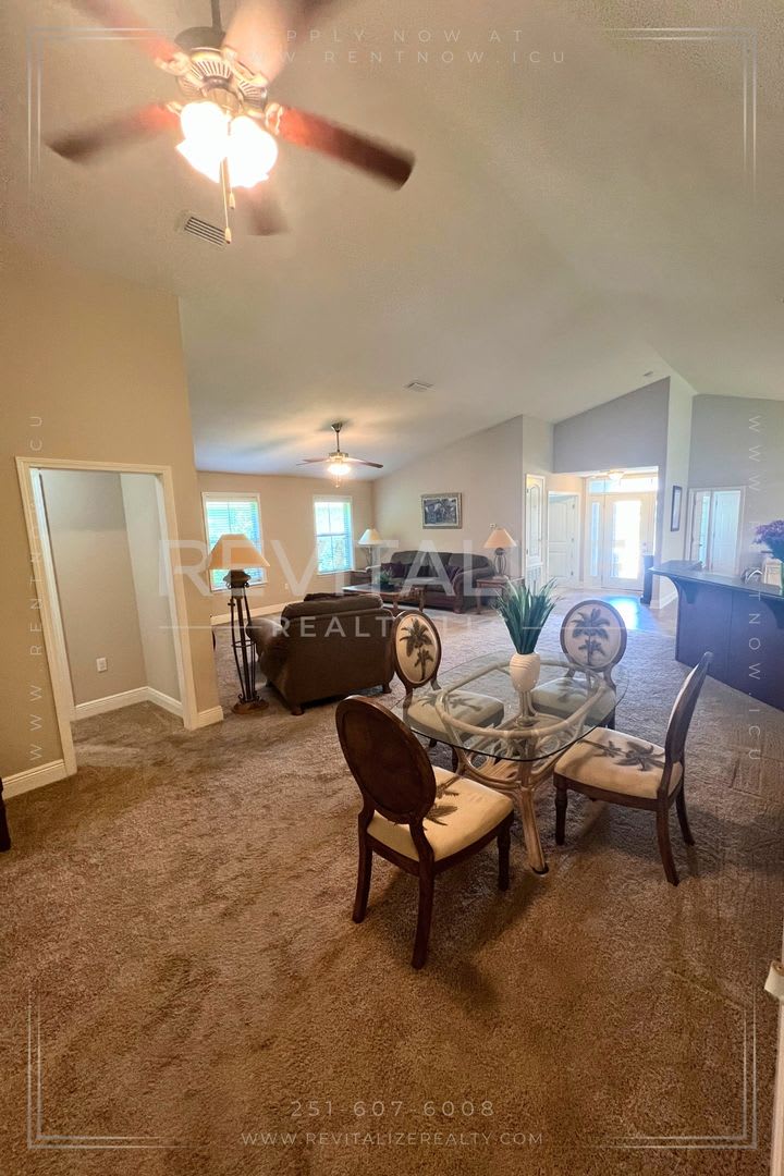 Beautiful Home in Huntington Woods with Sunroom! – photo 5