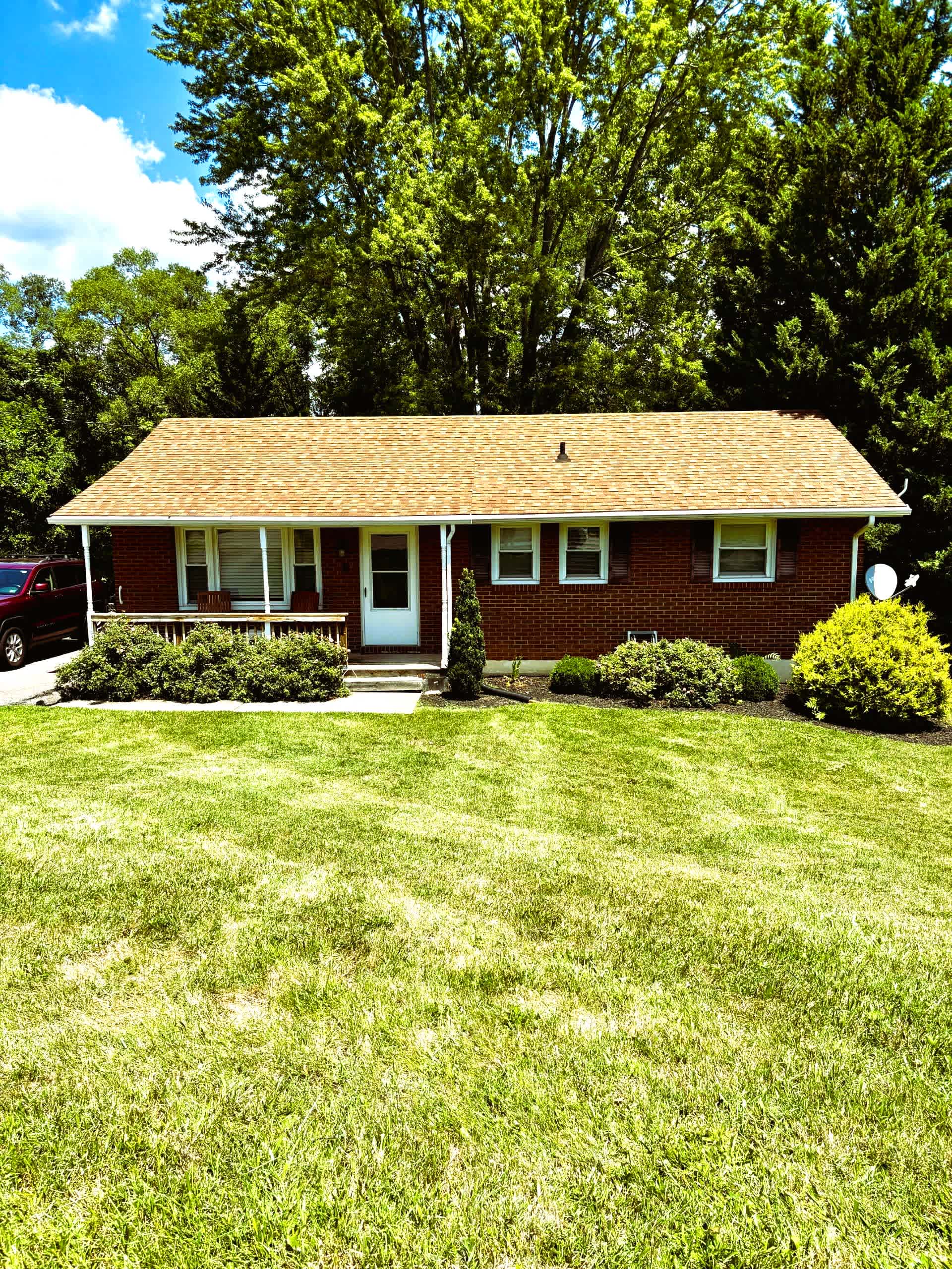 2469 Meadowbrook Road Northwest – photo 1