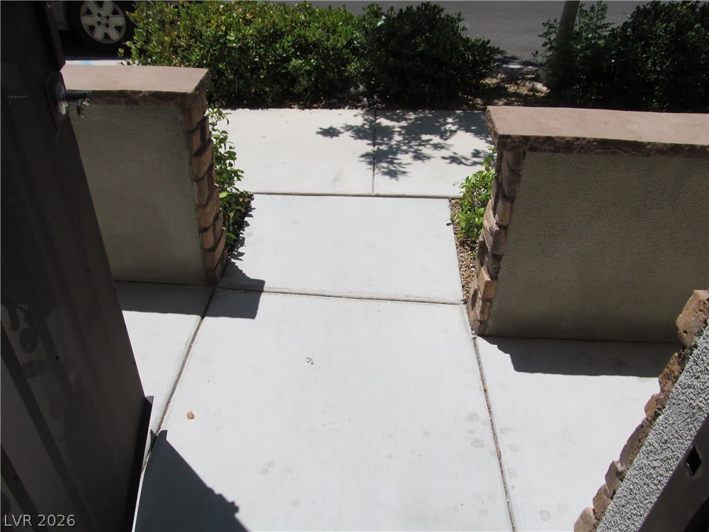 7560 Nicklin Street – photo 3
