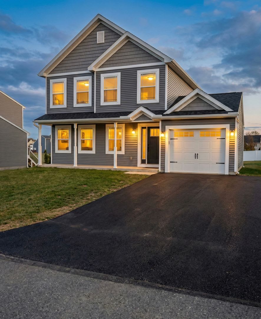 3 Bed, 2.5 Bath – photo 1