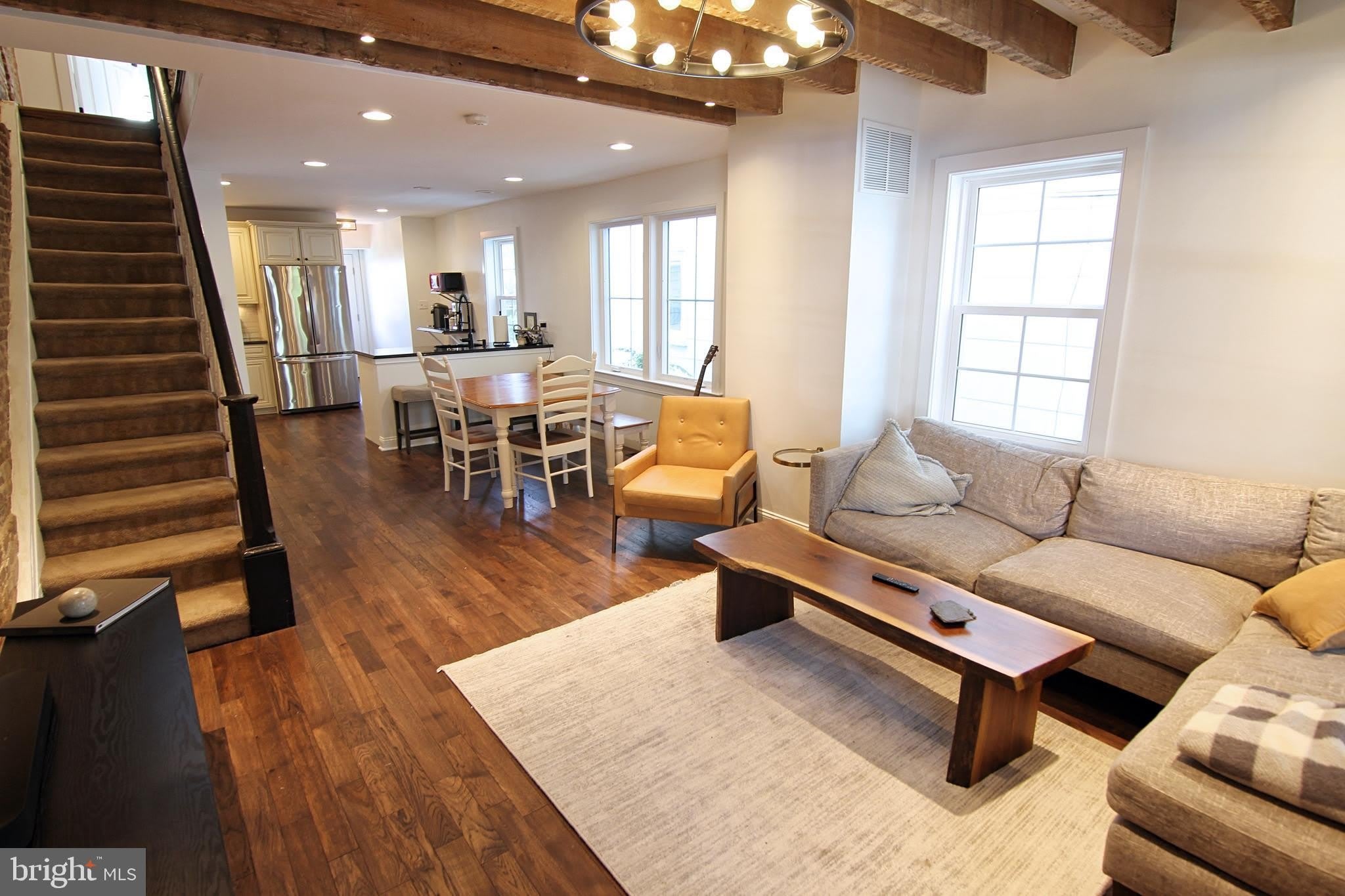 154 WOOD Street – photo 2
