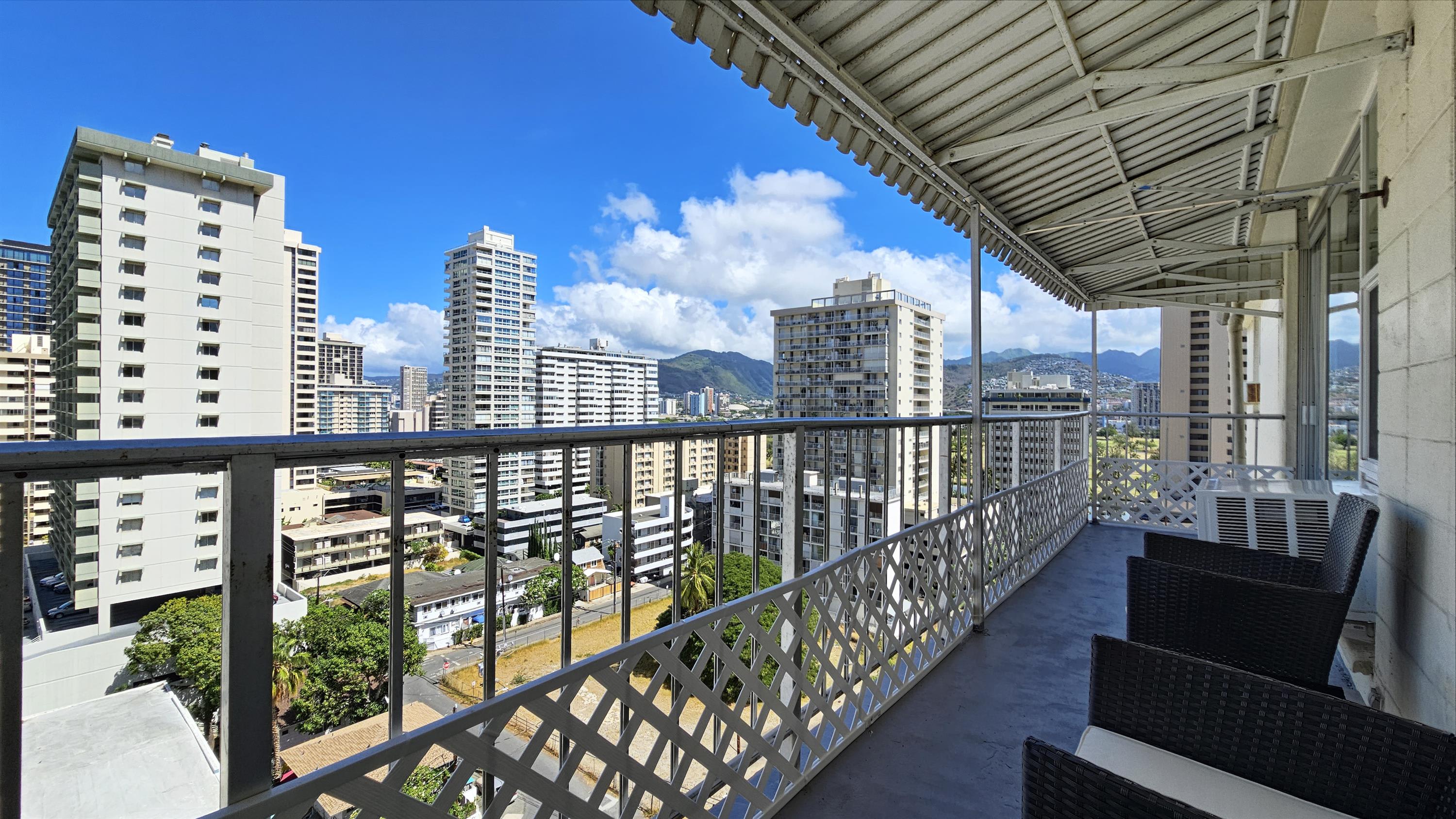 222 Liliuokalani Avenue #1403 – photo 3