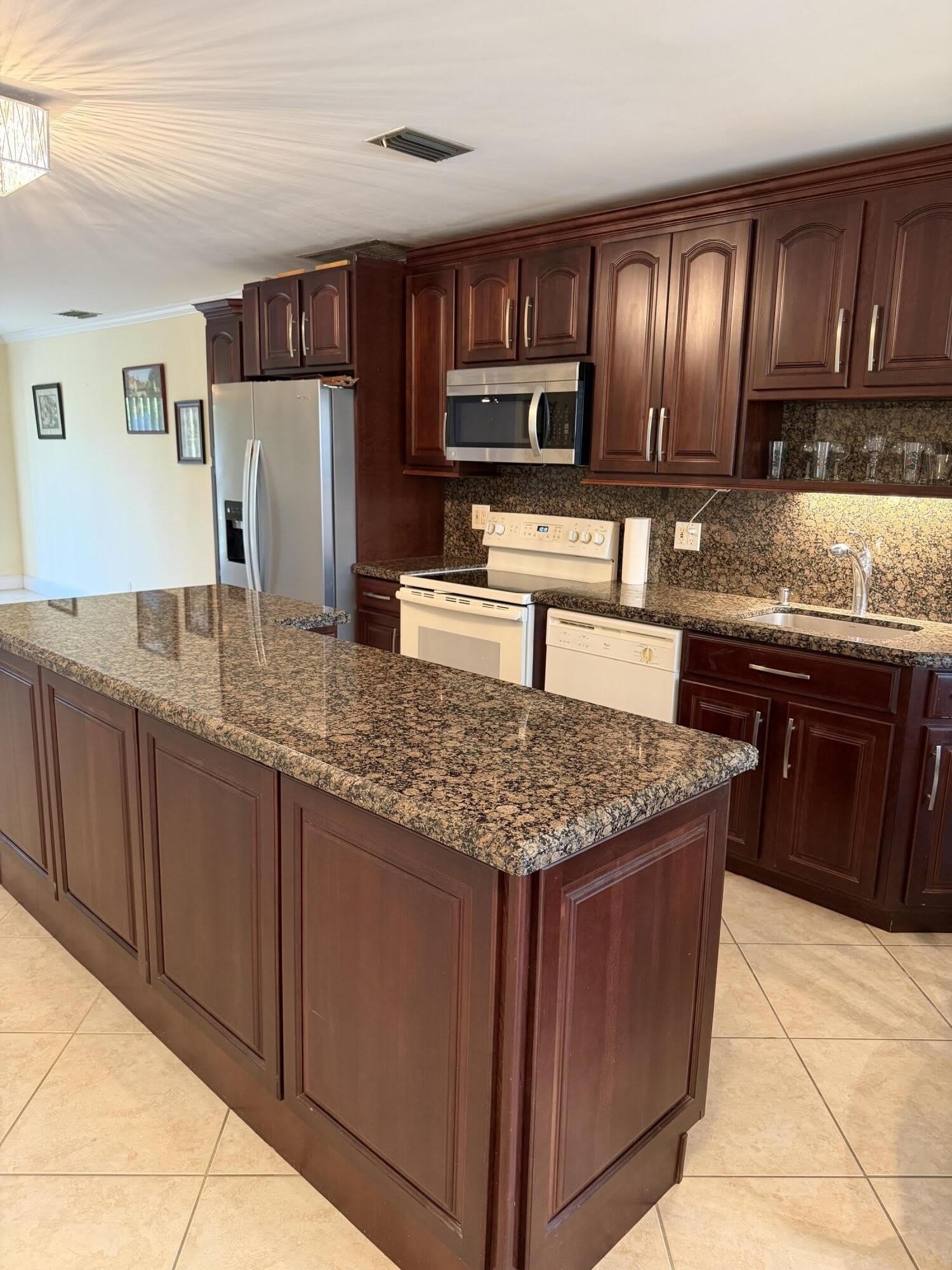 8857 BELLA VISTA Drive S – photo 3
