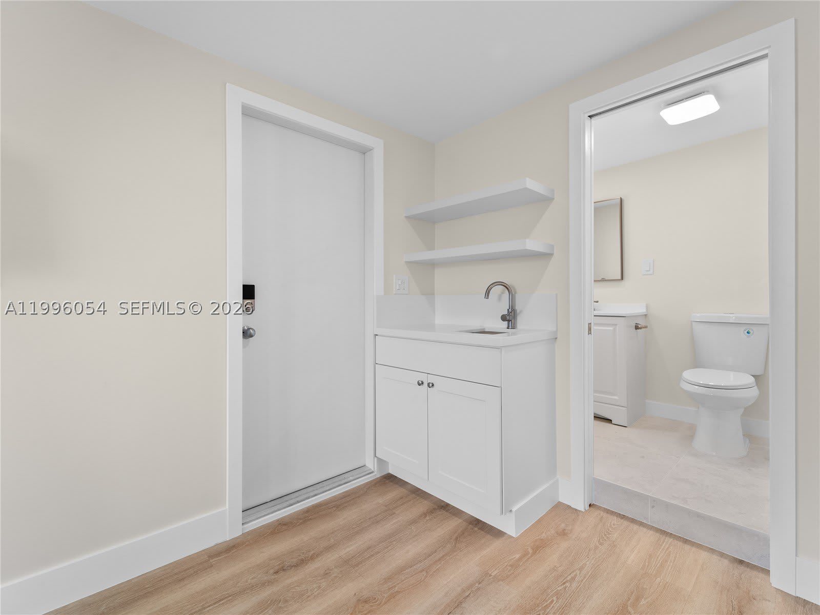 7401 SW 38th St – photo 3