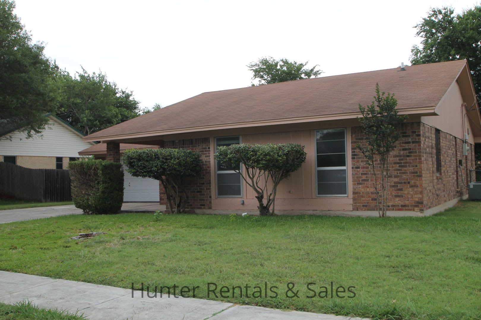 Established Neighborhood! – photo 3