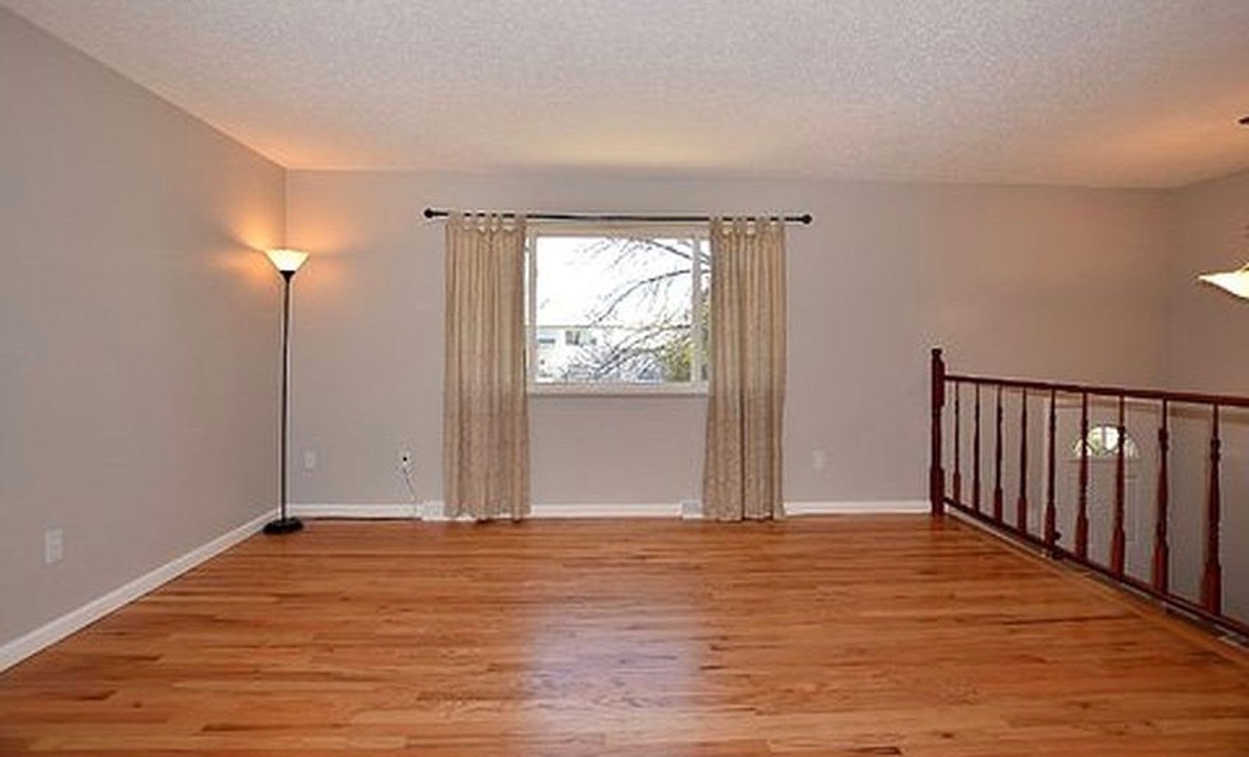 AVAILABLE AUGUST! Huge 4 bedroom/2 bath home with large fenced yard – photo 2