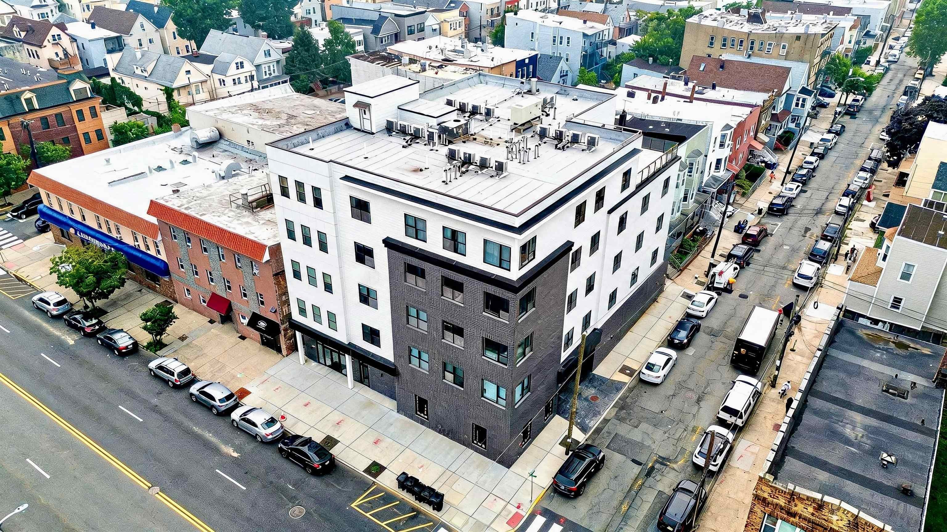 425 AVENUE C – photo 2