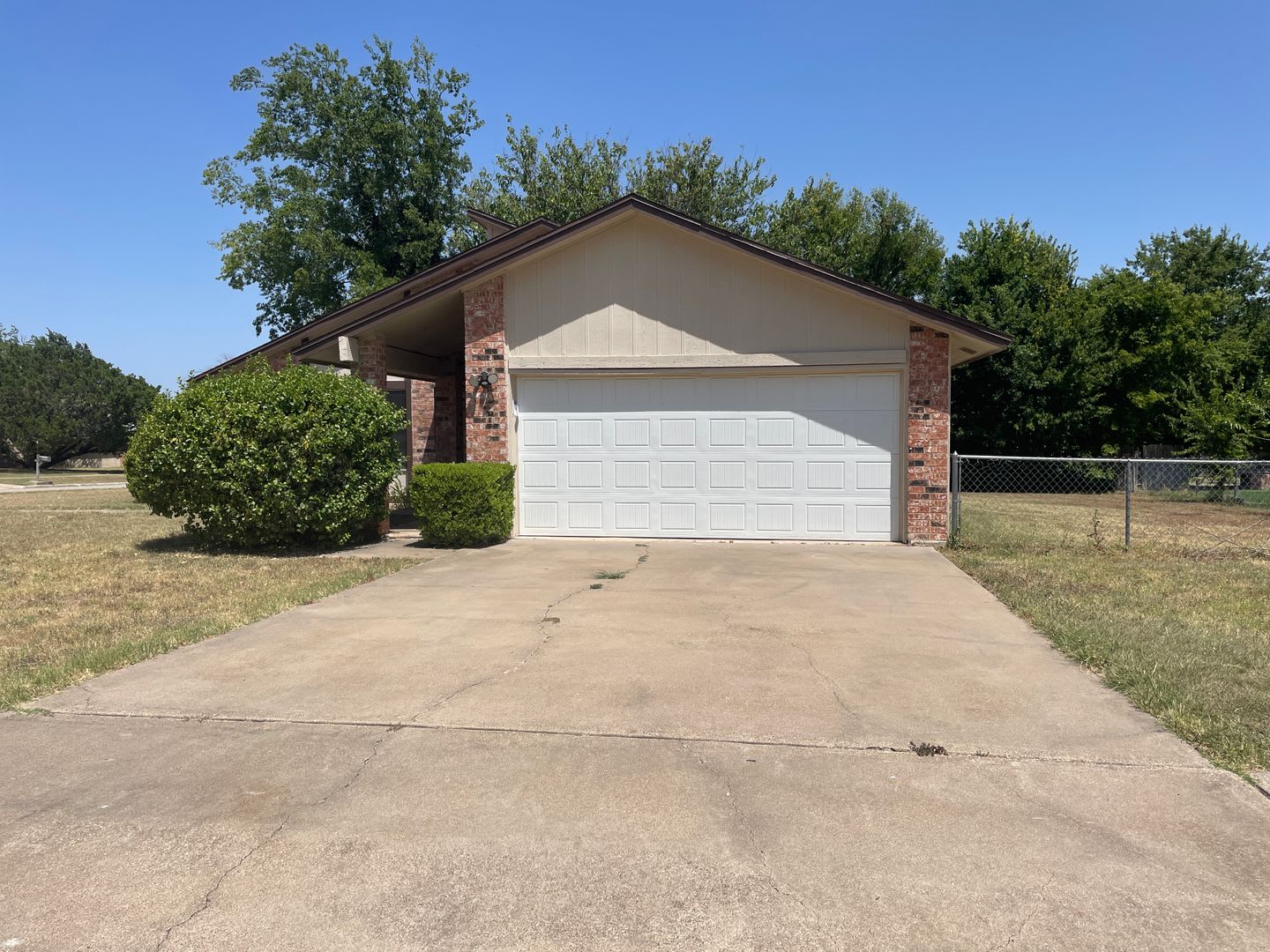 3-Bedroom House for Rent in Killeen – photo 3