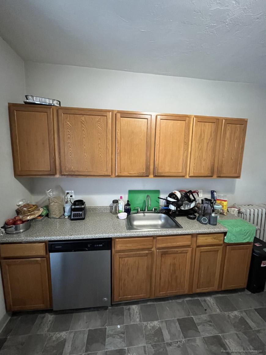 172 Bigelow St – photo 3