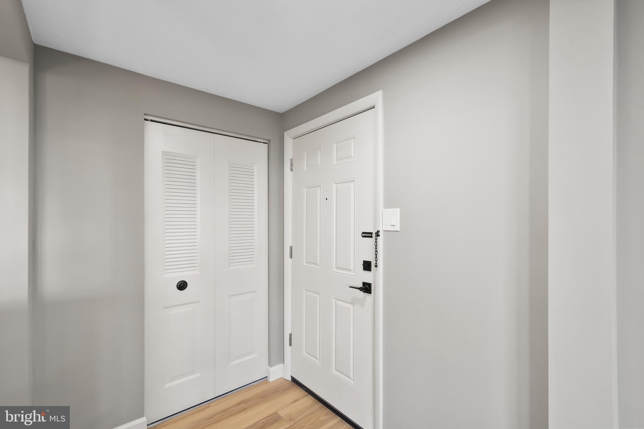8385 BROCKHAM Drive – photo 4