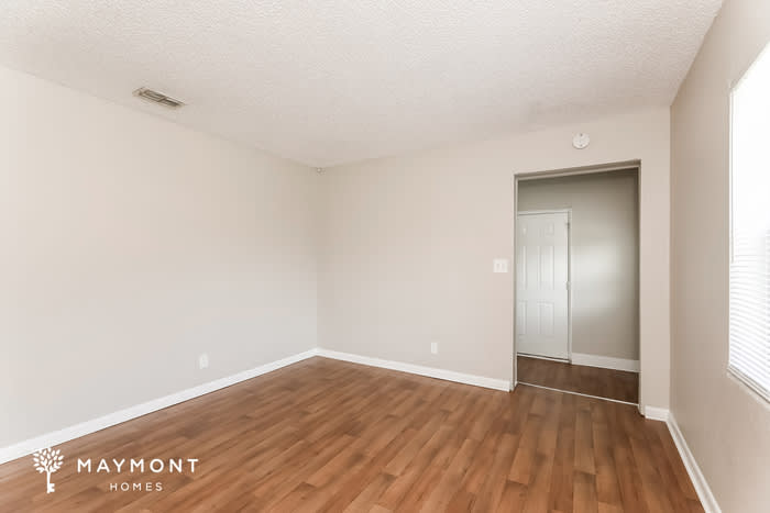 1857 West 24th Street – photo 4