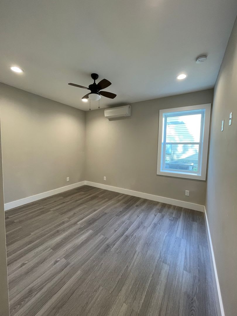 Stylish and convenient 1-bedroom apartment in a great location! – photo 5