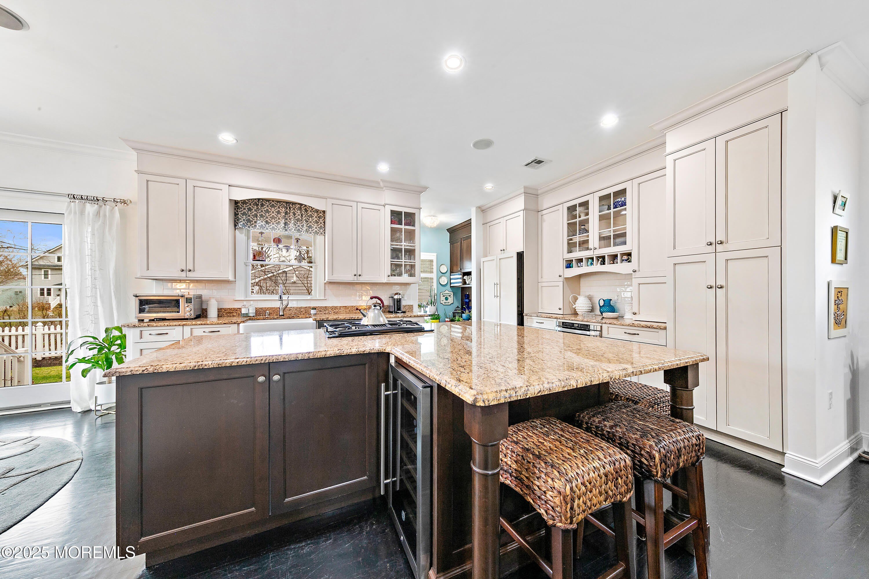 281 Cedar Avenue – photo 5