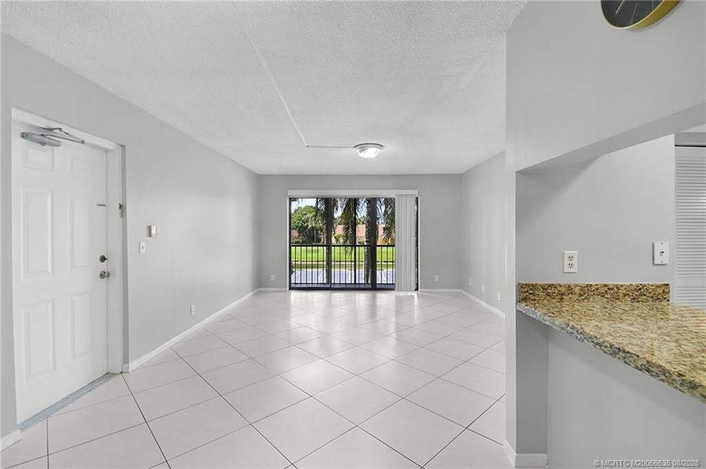 1008 Green Pine Boulevard – photo 5
