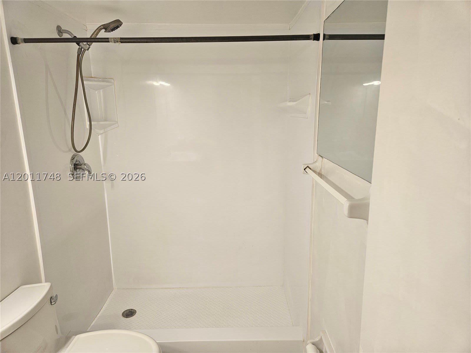 7561 NW 16th St – photo 4