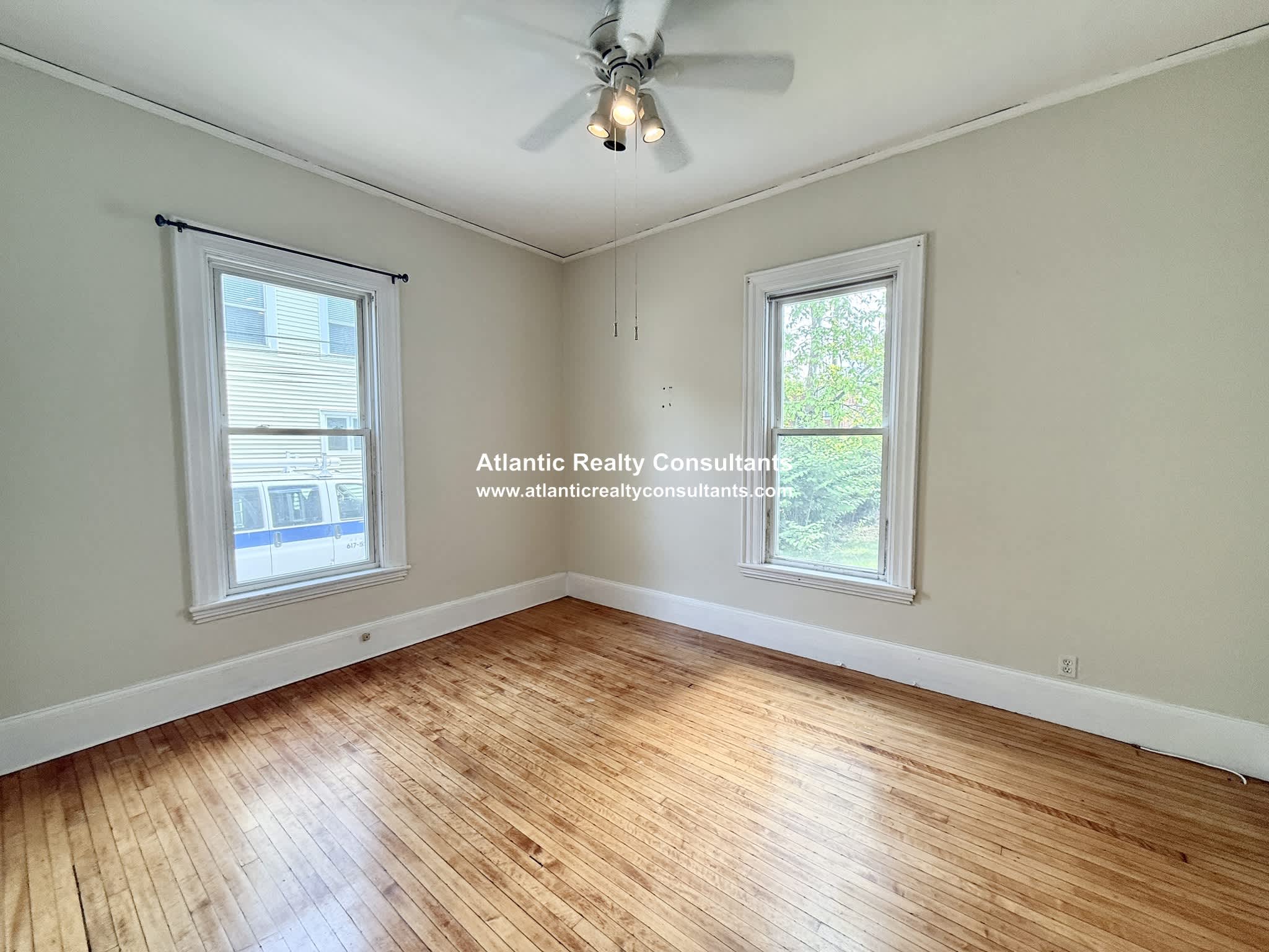84 Walker St – photo 3