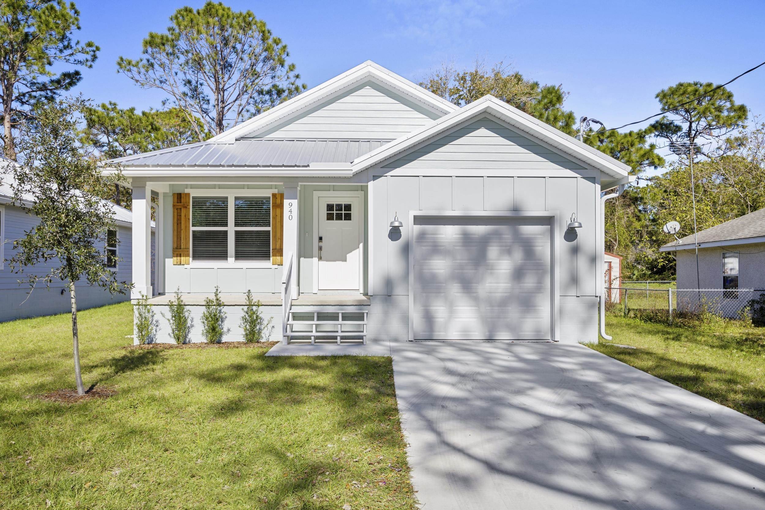 940 Collier Boulevard – photo 1