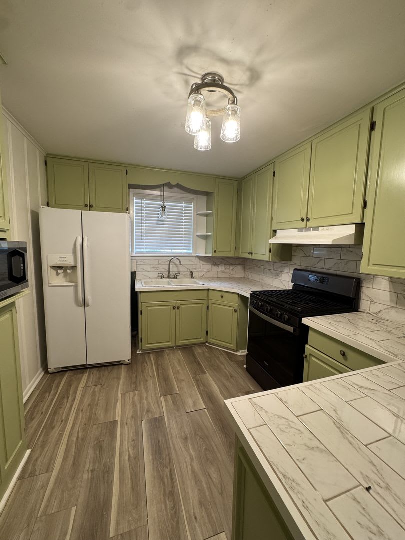 Single Family Residence – photo 5
