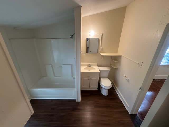 121 Hamlin Avenue – photo 5