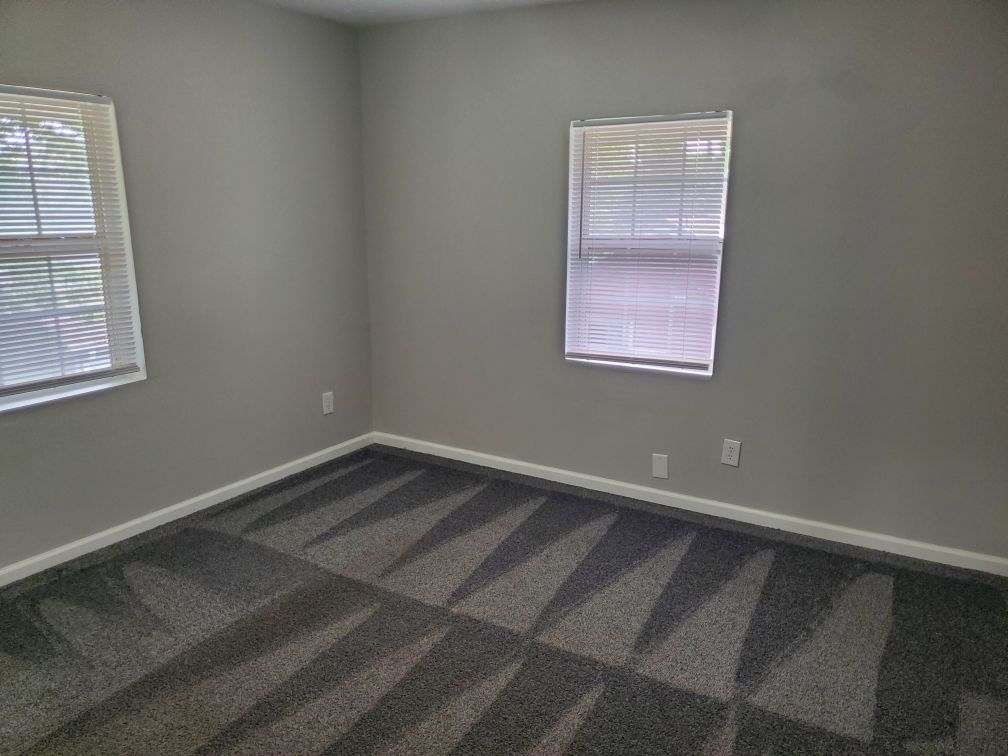 711 McDonald St – photo 3
