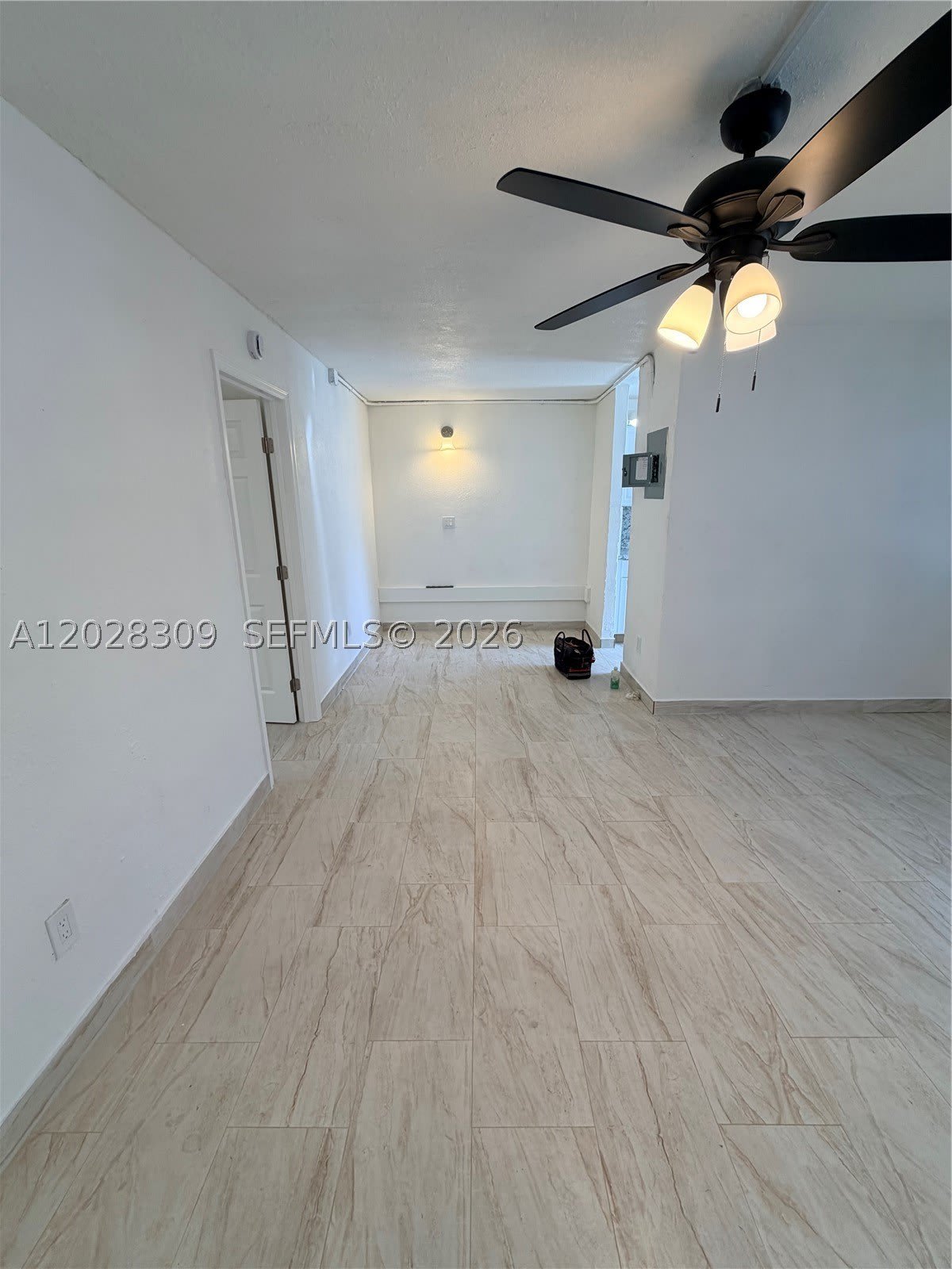 220 Nw 16Th Ter – photo 2