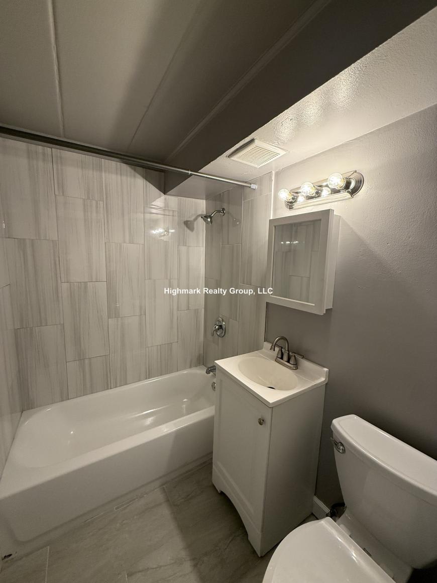 9630 Ivanhoe Ave. – photo 4