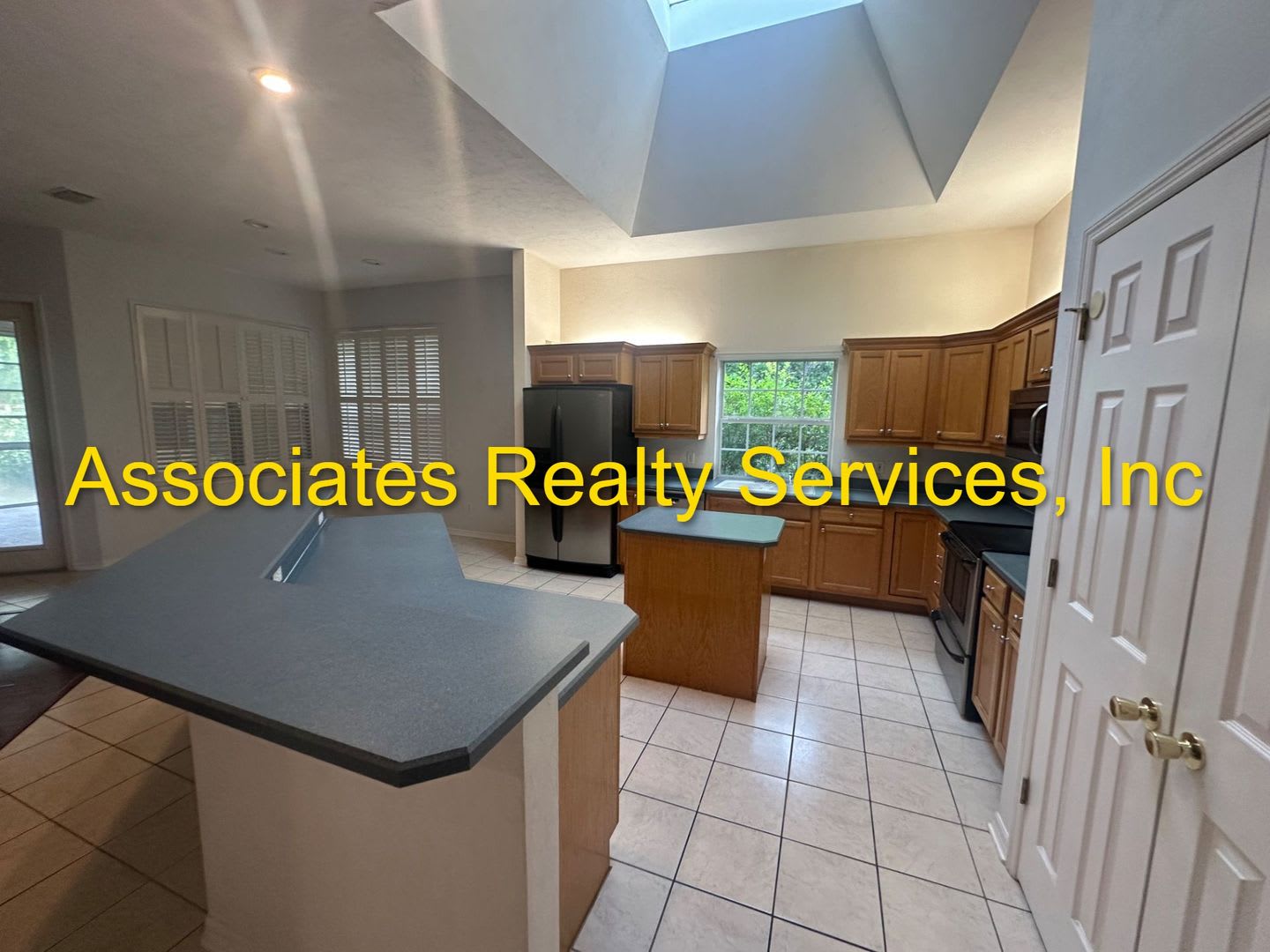 Carlton Court In Haile Plantation Move In Ready – photo 2