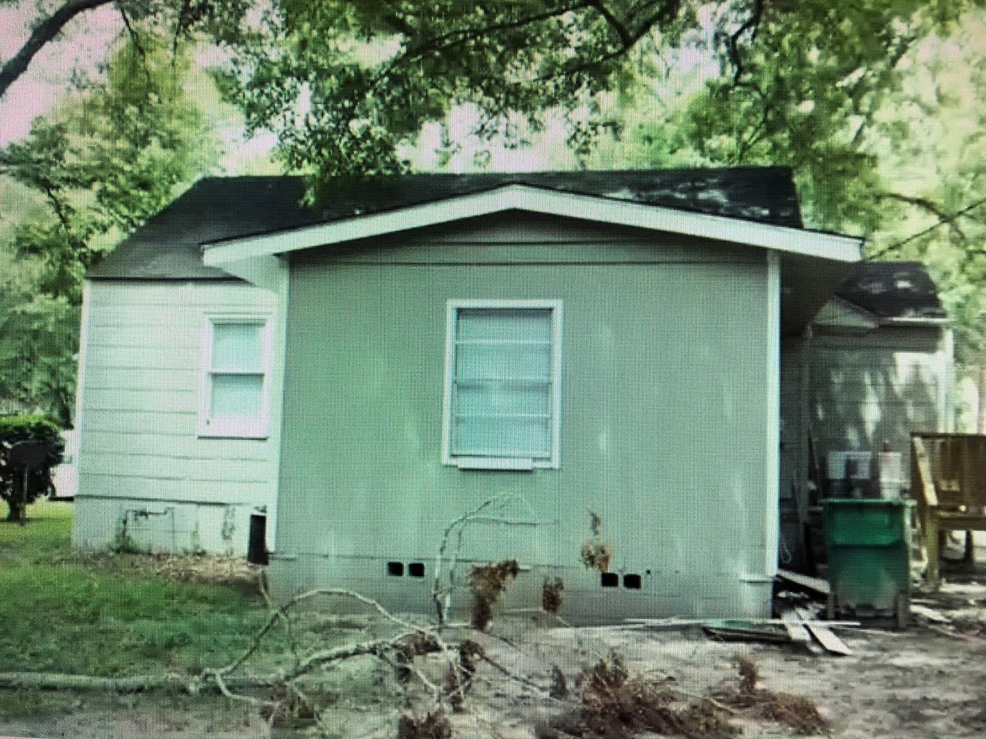 3 Bedroom 1 Bath Home With Bonus Room – photo 2