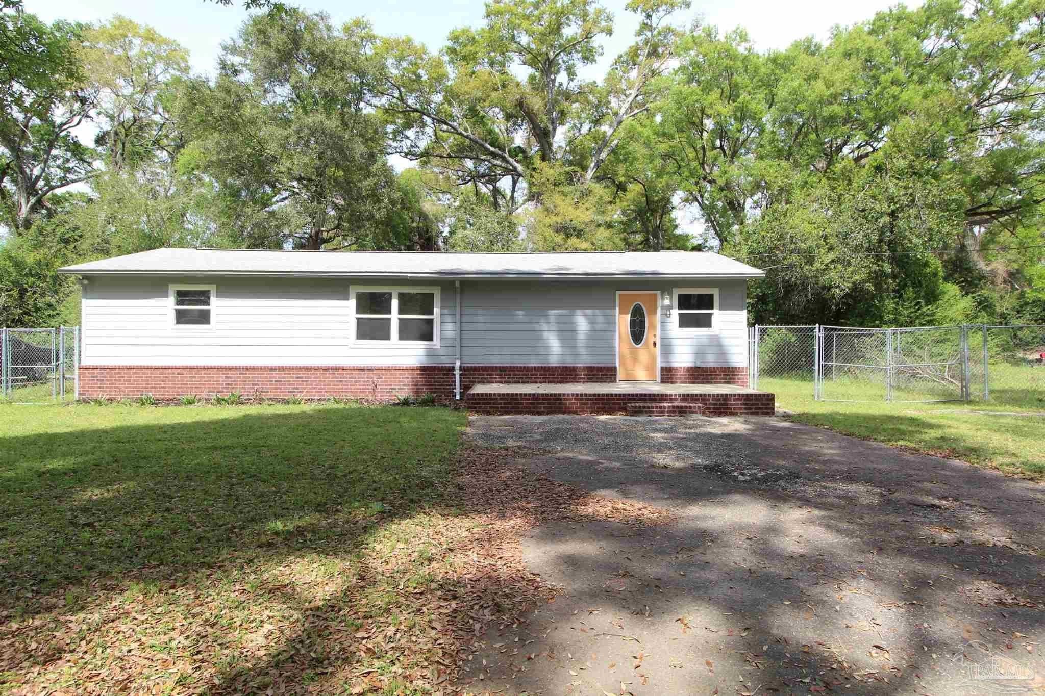 150 E Ensley St – photo 1