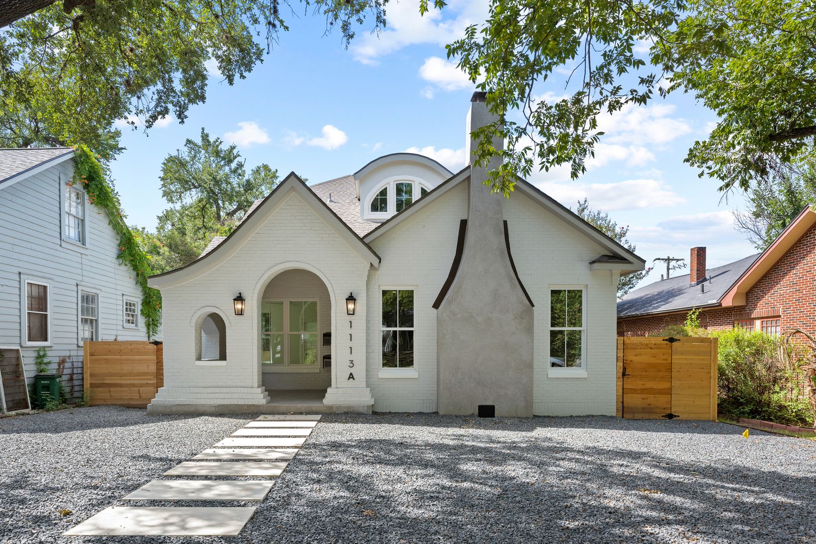 1113 West 22 1/2 Street – photo 1