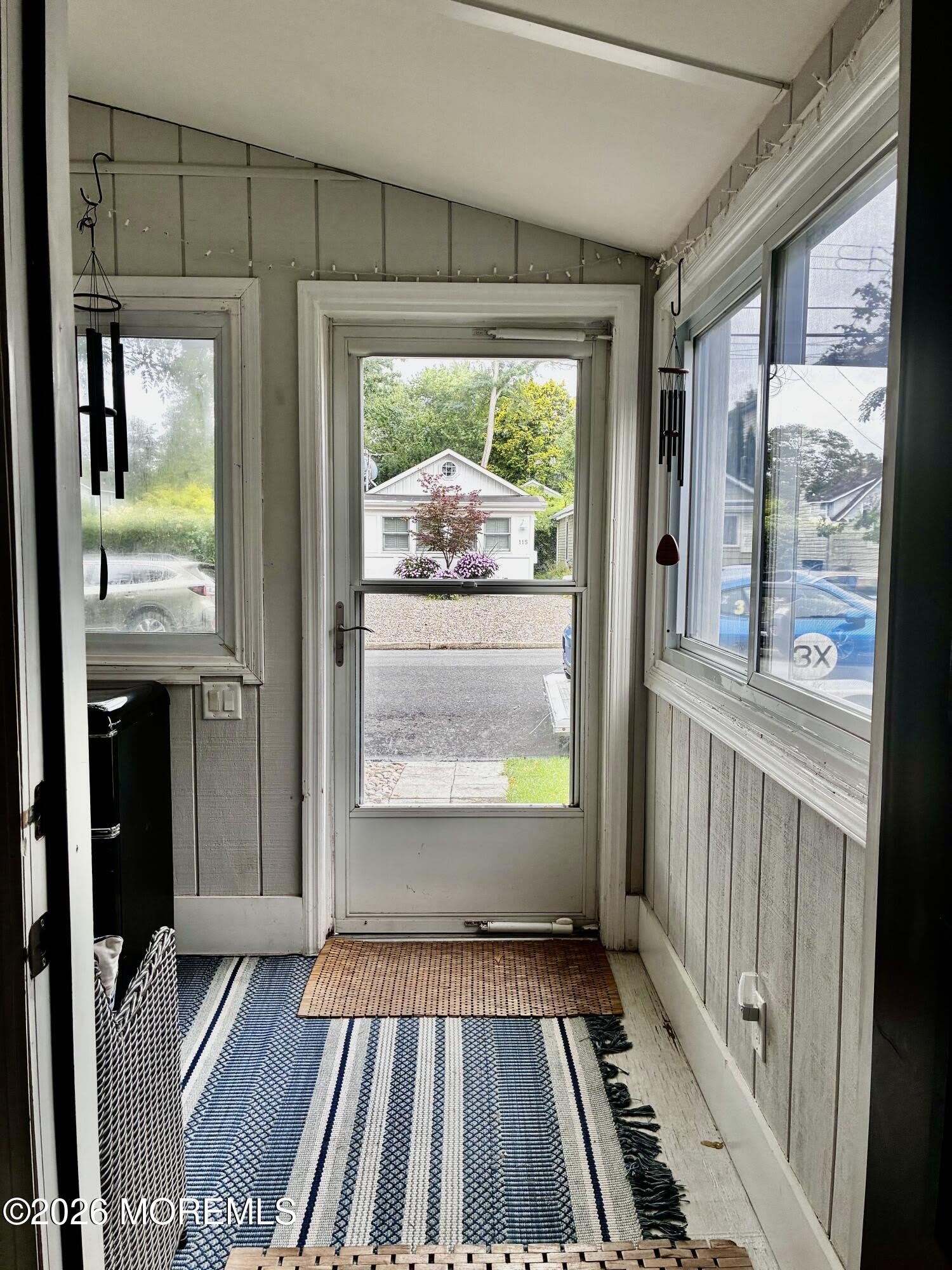 106 6Th Avenue – photo 4