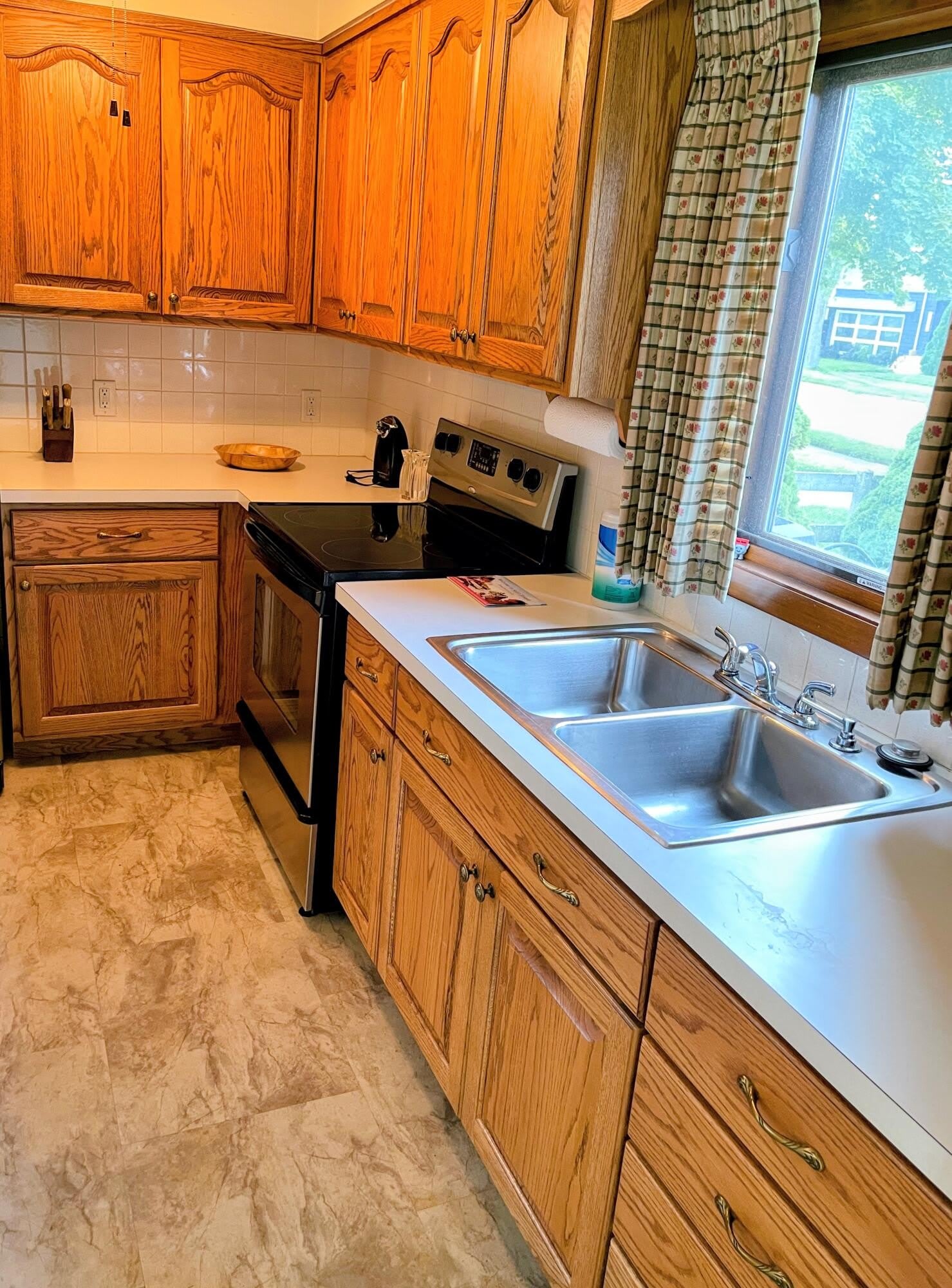 1920 Langley Avenue – photo 5
