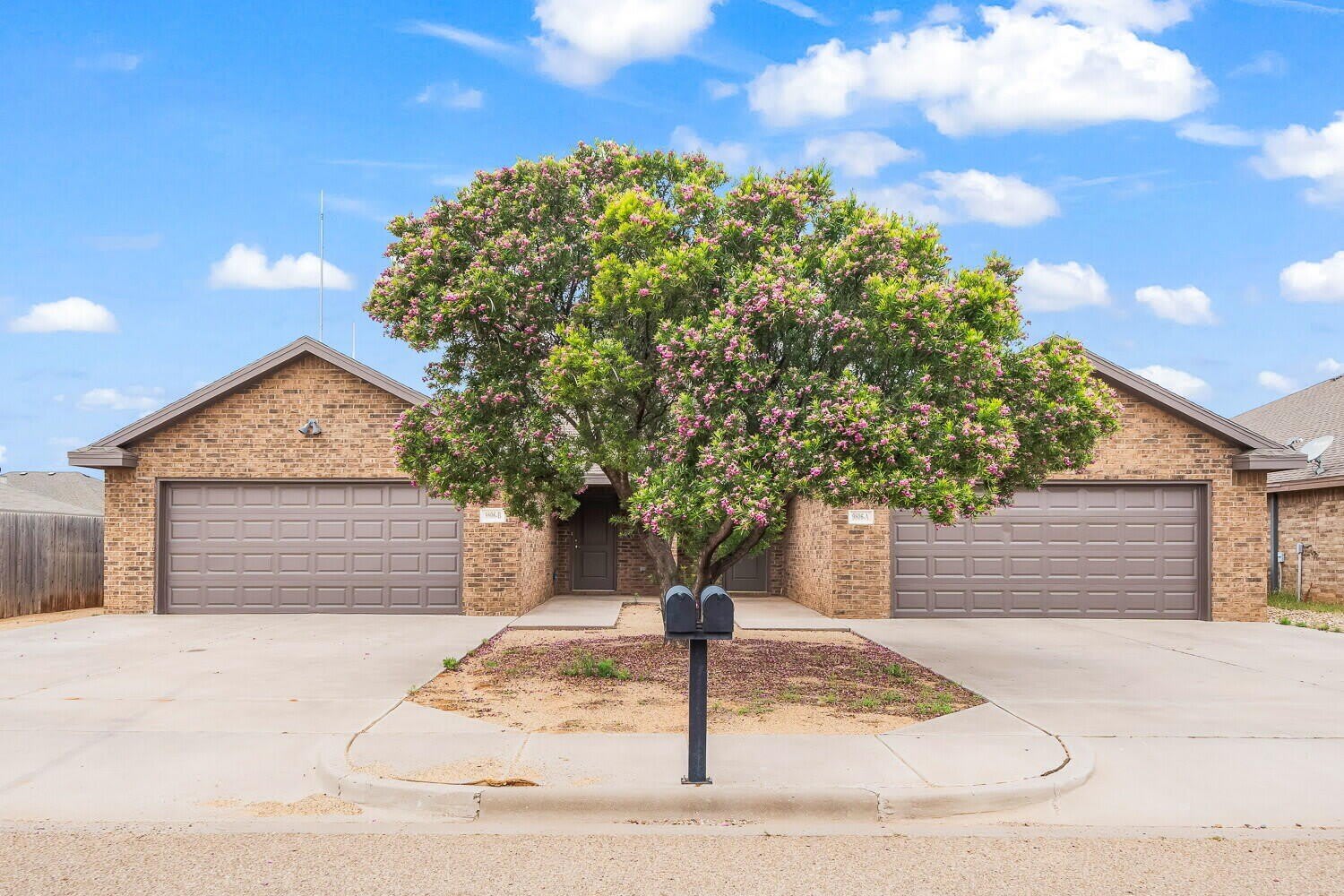 9806 Avenue V – photo 2
