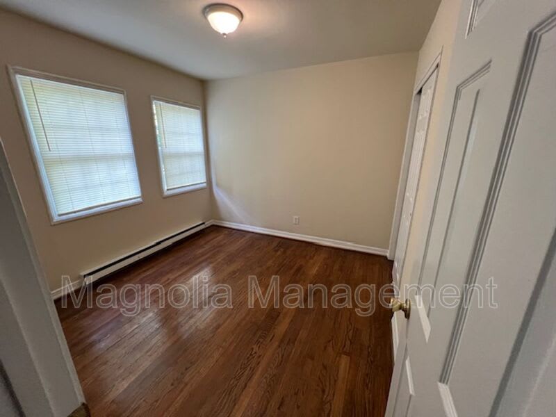 1212 Parham St – photo 4