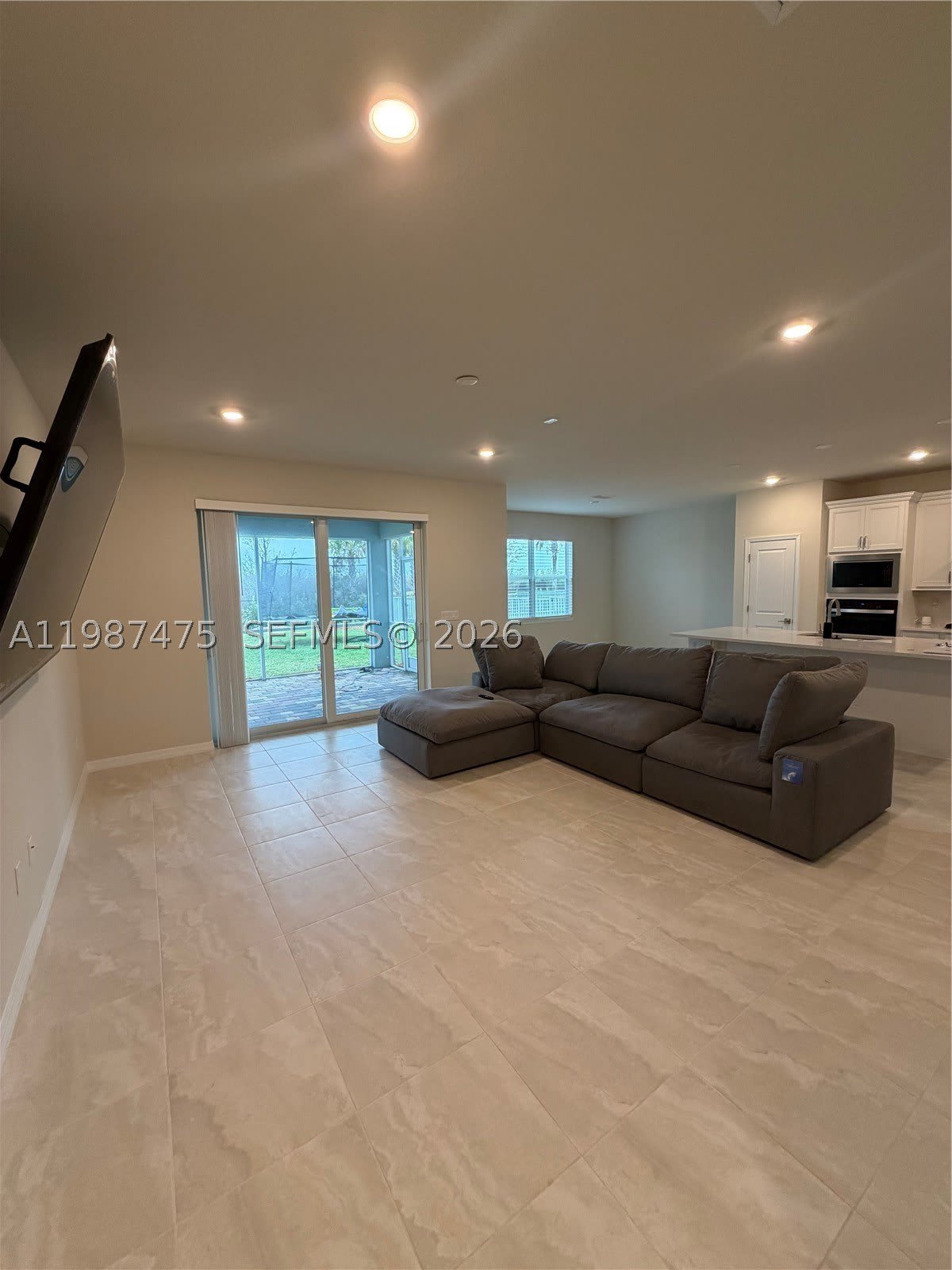 12251 SW Periwinkle Ct – photo 5