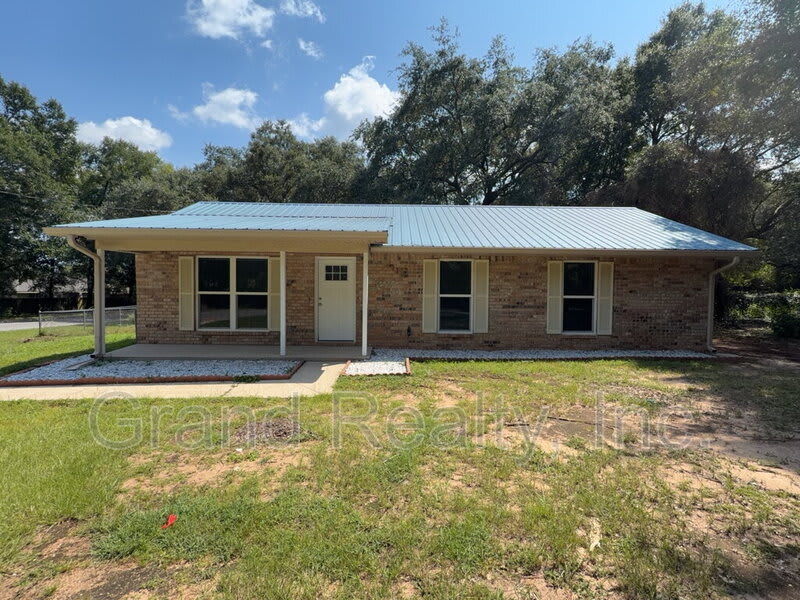 6733 Applegate St – photo 1