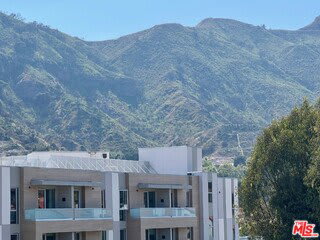 1586 Palisades Drive – photo 2